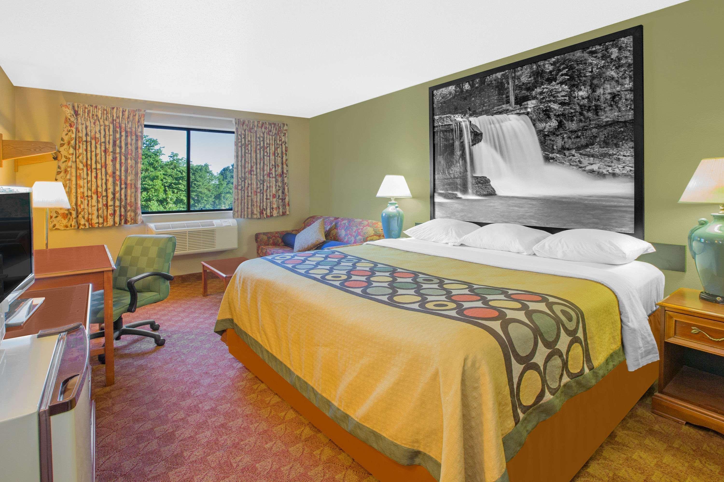 Super 8 By Wyndham Howe Kültér fotó